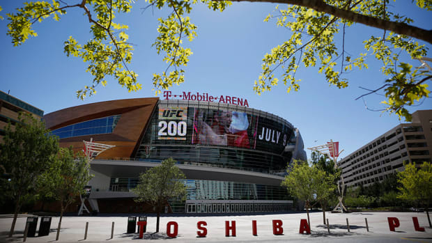 las-vegas-expansion-team-closing-in-on-gm.jpg